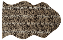 Cargar imagen en el visor de la galería, ALFOMBRA LEOPARDO
